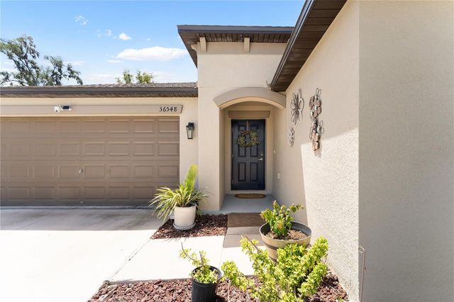 36548 GARDEN WALL WAY, Zephyrhills, FL 33541
