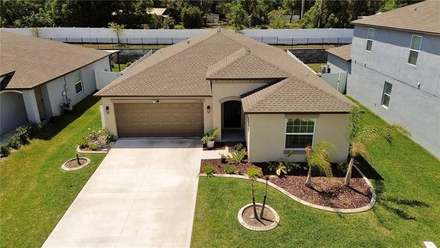36548 GARDEN WALL WAY, Zephyrhills, FL 33541