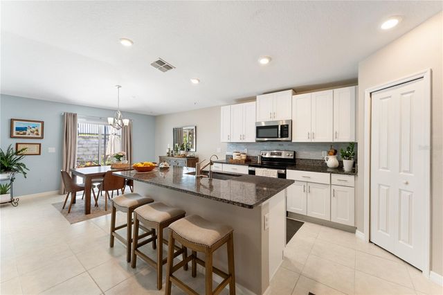 36548 GARDEN WALL WAY, Zephyrhills, FL 33541