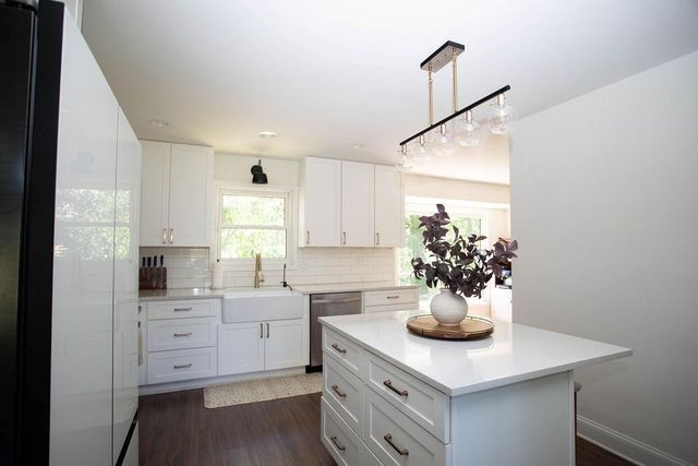 1528 Old Cartersville Road, Dallas, GA 30132