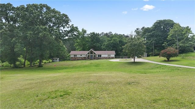 1528 Old Cartersville Road, Dallas, GA 30132