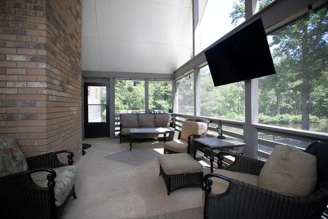 1528 Old Cartersville Road, Dallas, GA 30132