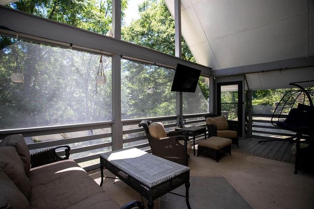 1528 Old Cartersville Road, Dallas, GA 30132