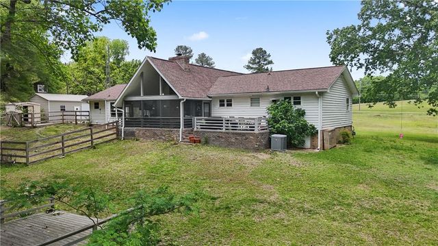 1528 Old Cartersville Road, Dallas, GA 30132