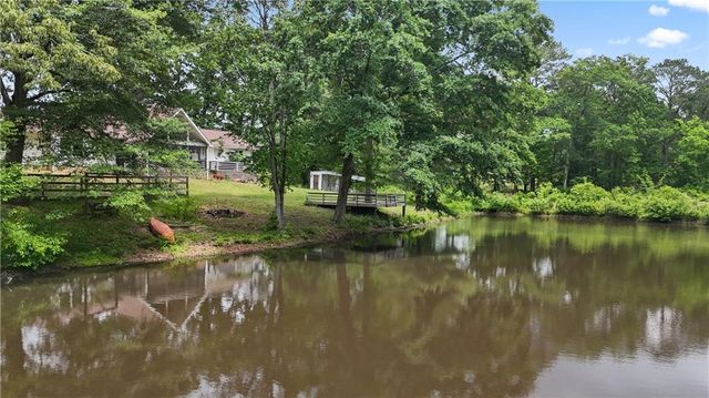 1528 Old Cartersville Road, Dallas, GA 30132