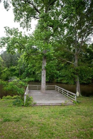 1528 Old Cartersville Road, Dallas, GA 30132