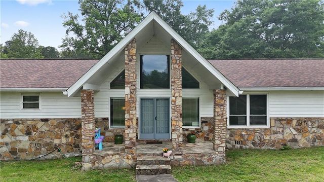 1528 Old Cartersville Road, Dallas, GA 30132