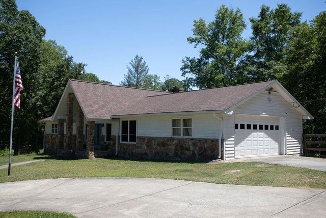 1528 Old Cartersville Road, Dallas, GA 30132