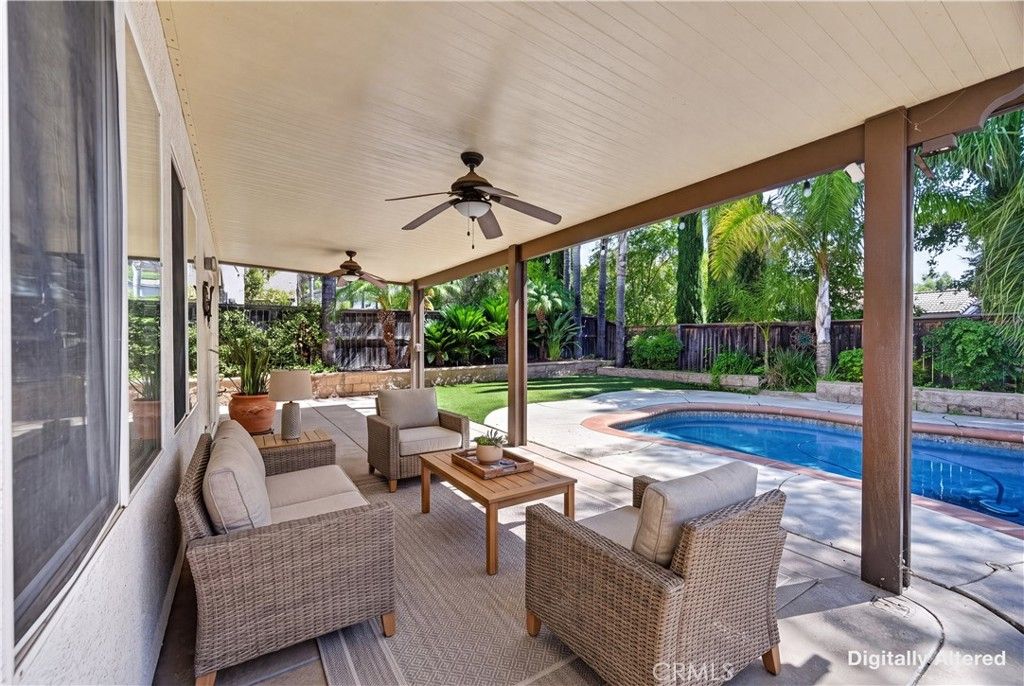 Image 2 of property listing at 44130 Festivo, Temecula, CA 92592
