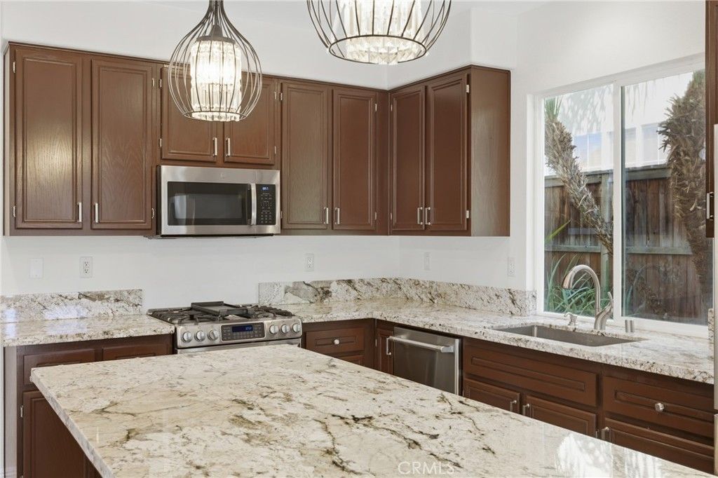 Image 28 of property listing at 44130 Festivo, Temecula, CA 92592