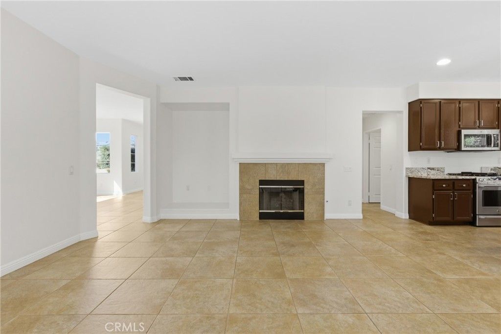 Image 29 of property listing at 44130 Festivo, Temecula, CA 92592