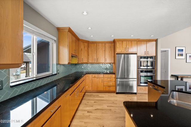 8770 Silver Spur Road, Park City, UT 84098