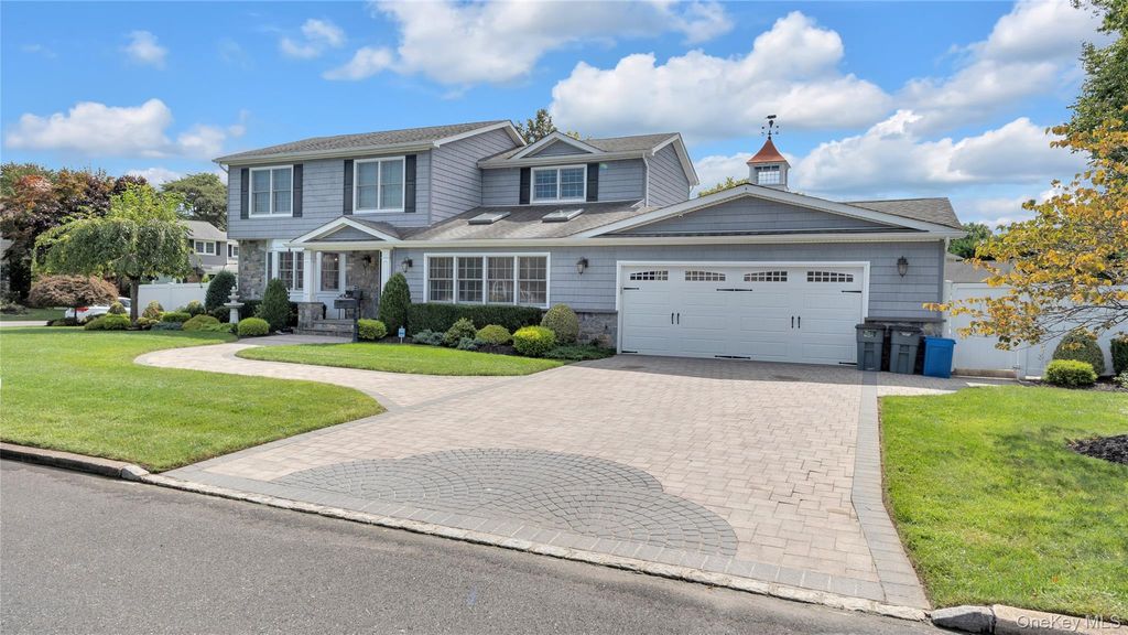 148 Wyandanch Avenue, Babylon, NY 11702 — photo 2