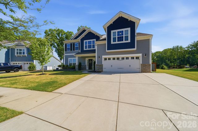 12616 Dunloe Wood Drive, Huntersville, NC 28078