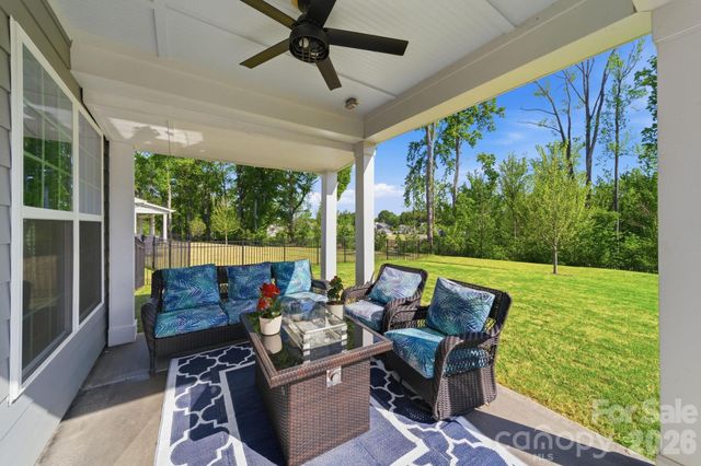12616 Dunloe Wood Drive, Huntersville, NC 28078