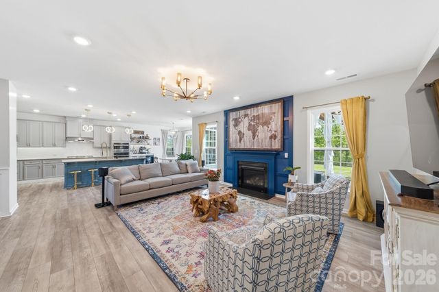 12616 Dunloe Wood Drive, Huntersville, NC 28078