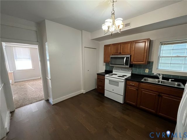 2316 R St, Richmond, VA 23223