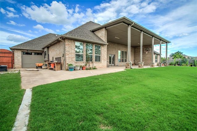 14409 Caledonia Way, Oklahoma City, OK 73142