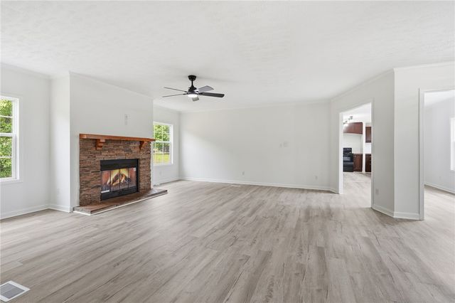 112 Sir Francis Drake Way, Liberty, SC 29657