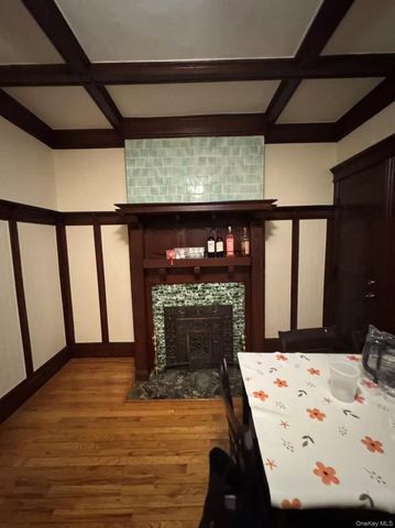 86-13 88th Avenue, Woodhaven, NY 11421