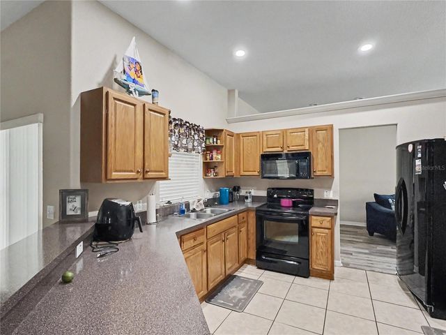 8155 WOODVINE CIRCLE, Lakeland, FL 33810