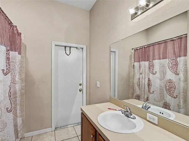 8155 WOODVINE CIRCLE, Lakeland, FL 33810