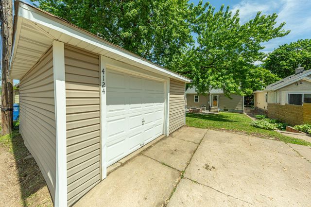 4124 19th Avenue S, Minneapolis, MN 55407