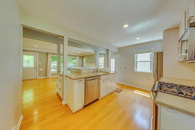 4124 19th Avenue S, Minneapolis, MN 55407