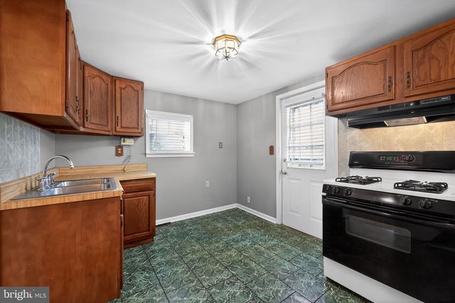 202 MINQUADALE BLVD, New Castle, DE 19720