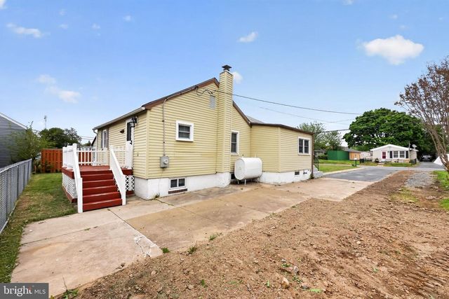 202 MINQUADALE BLVD, New Castle, DE 19720