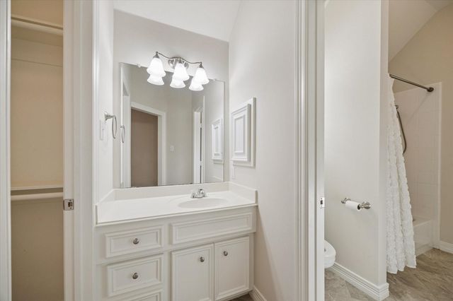 1703 Sutters Chase Drive, Sugar Land, TX 77479