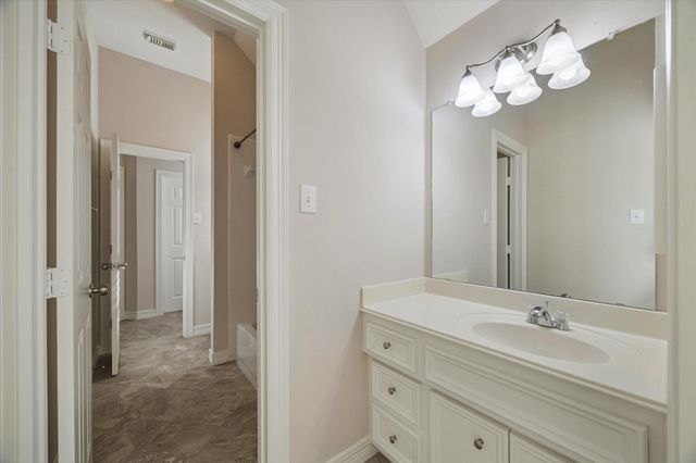 1703 Sutters Chase Drive, Sugar Land, TX 77479