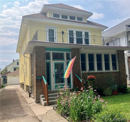 304 Wellington Road, Buffalo, NY 14216