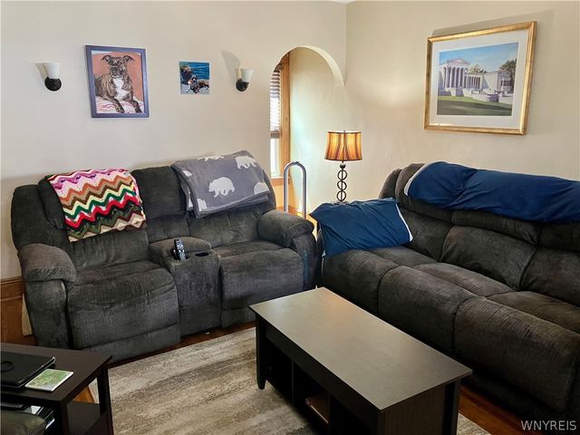 304 Wellington Road, Buffalo, NY 14216