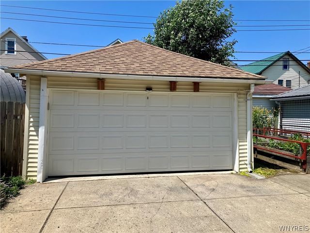 304 Wellington Road, Buffalo, NY 14216