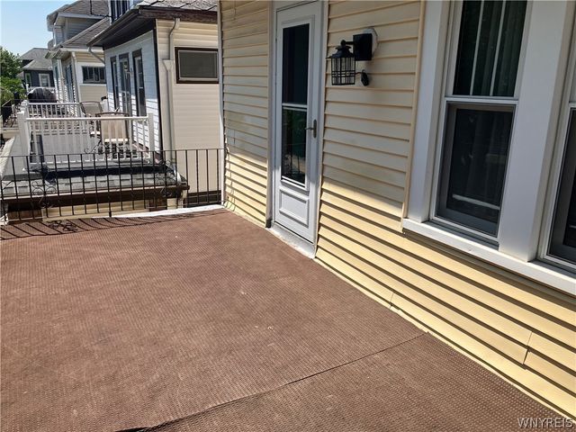 304 Wellington Road, Buffalo, NY 14216