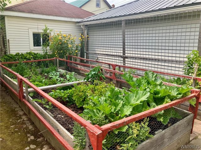 304 Wellington Road, Buffalo, NY 14216