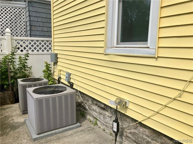 304 Wellington Road, Buffalo, NY 14216