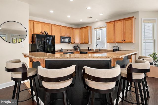 10214 RUFFIAN LN, Berlin, MD 21811