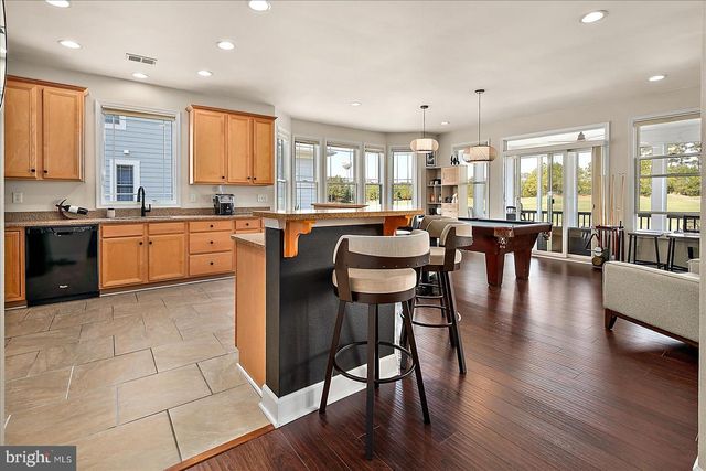 10214 RUFFIAN LN, Berlin, MD 21811