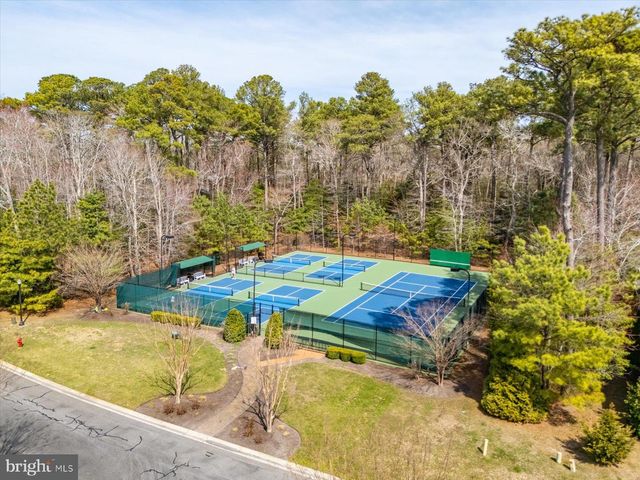 10214 RUFFIAN LN, Berlin, MD 21811