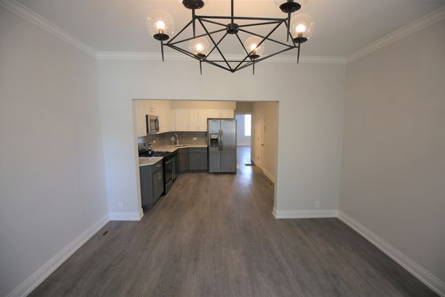 3050 N Clifton Avenue 1, Chicago, IL 60657