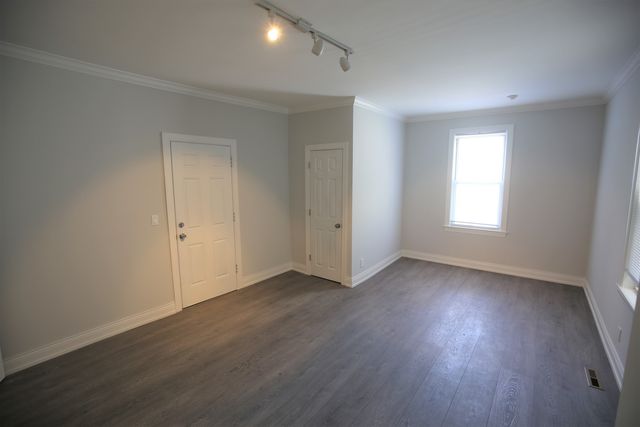 3050 N Clifton Avenue 1, Chicago, IL 60657