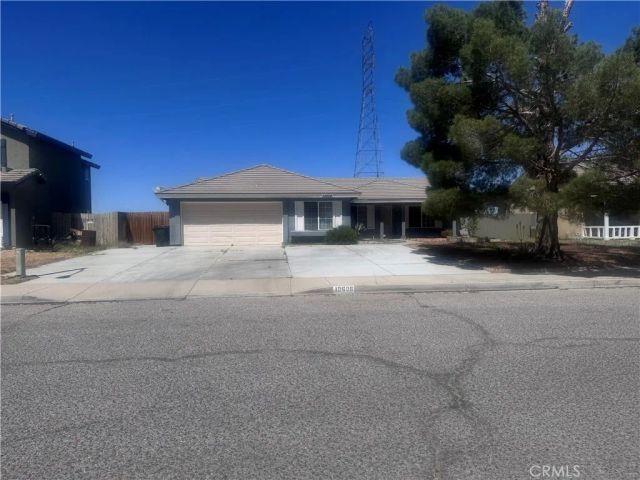 10606 Arlington, Adelanto, CA 92301
