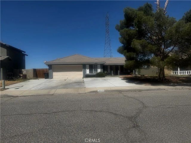 10606 Arlington, Adelanto, CA 92301