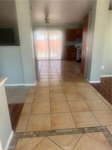 10606 Arlington, Adelanto, CA 92301