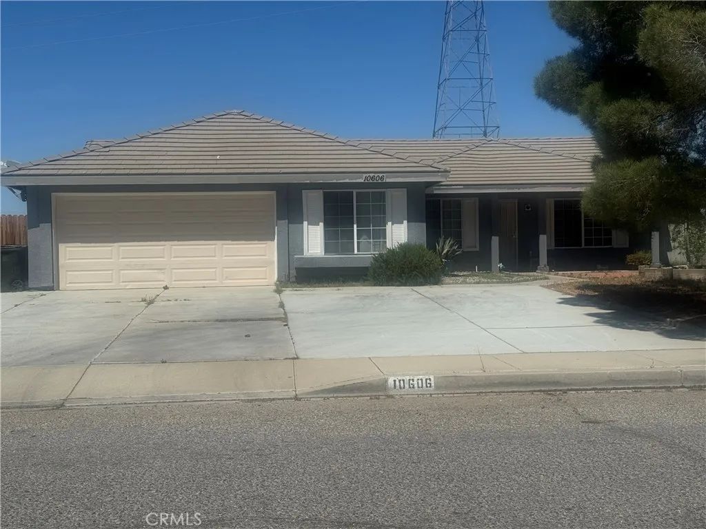 10606 Arlington, Adelanto, CA 92301