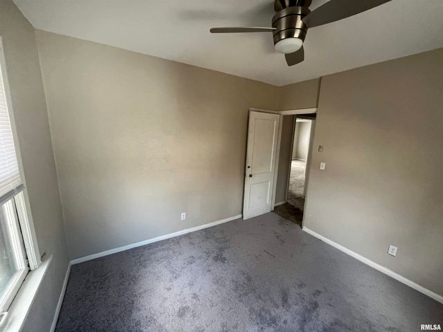506 Caroline St Apt B, Peoria, IL 61603