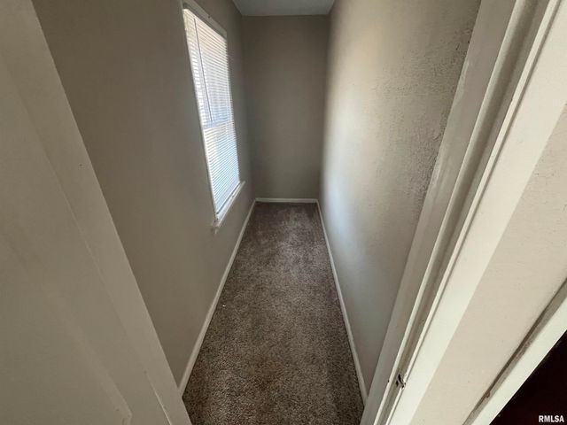 506 Caroline St Apt B, Peoria, IL 61603