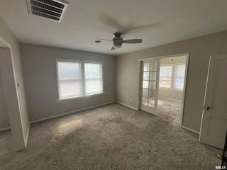 506 Caroline St Apt B, Peoria, IL 61603